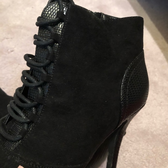 Mossimo booties - Picture 4 of 4